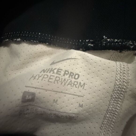 Nike pro hyper warm light beige leggings size medium - Picture 5 of 5